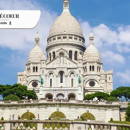 598 Bachelet - Cosy In Montmartre *