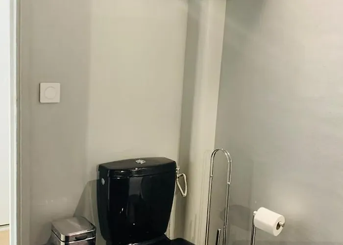 Апартаменты 598 Bachelet - Cosy In Montmartre Париж